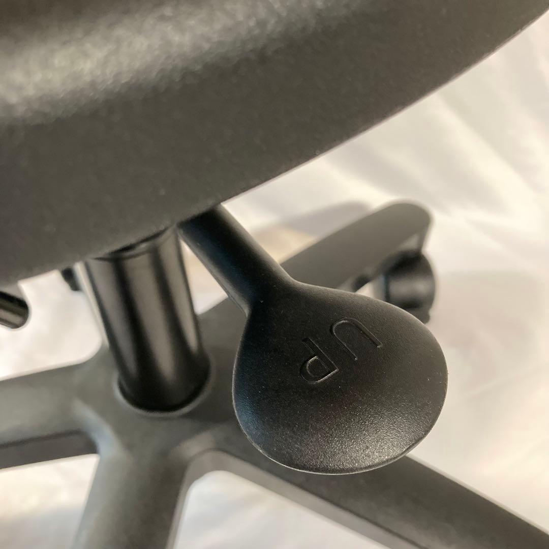 アーユルチェア オクトパス ブラック ayur chair 姿勢矯正 在宅ワーク