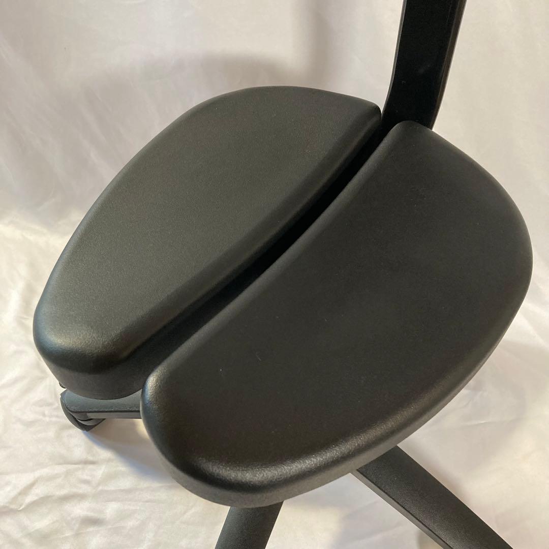 アーユルチェア オクトパス ブラック ayur chair 姿勢矯正 在宅ワーク