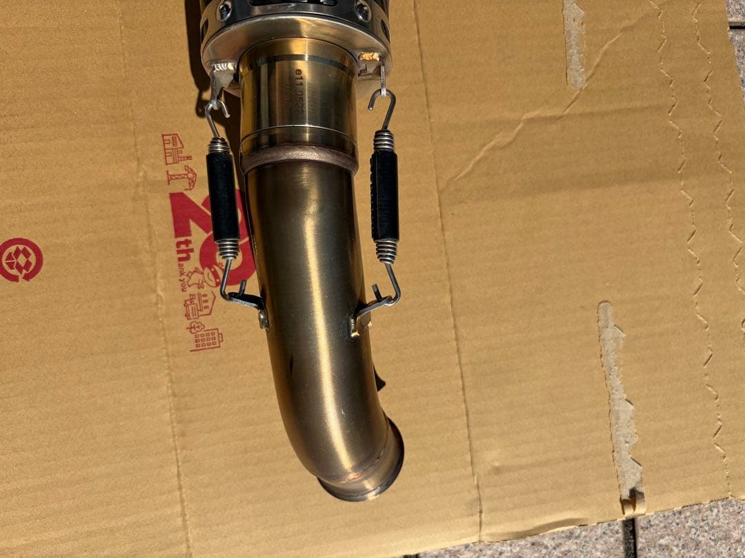 【訳あり】　390DUKE SCORPION セルケトテーパーカーボンマフラー