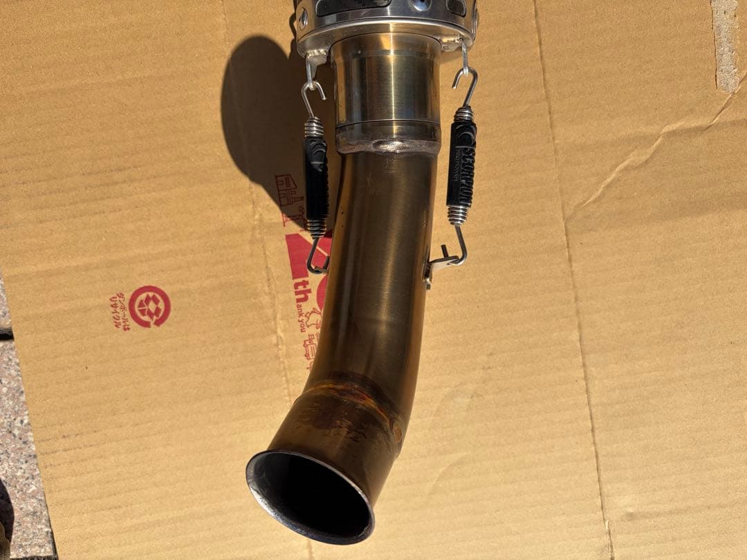 【訳あり】　390DUKE SCORPION セルケトテーパーカーボンマフラー