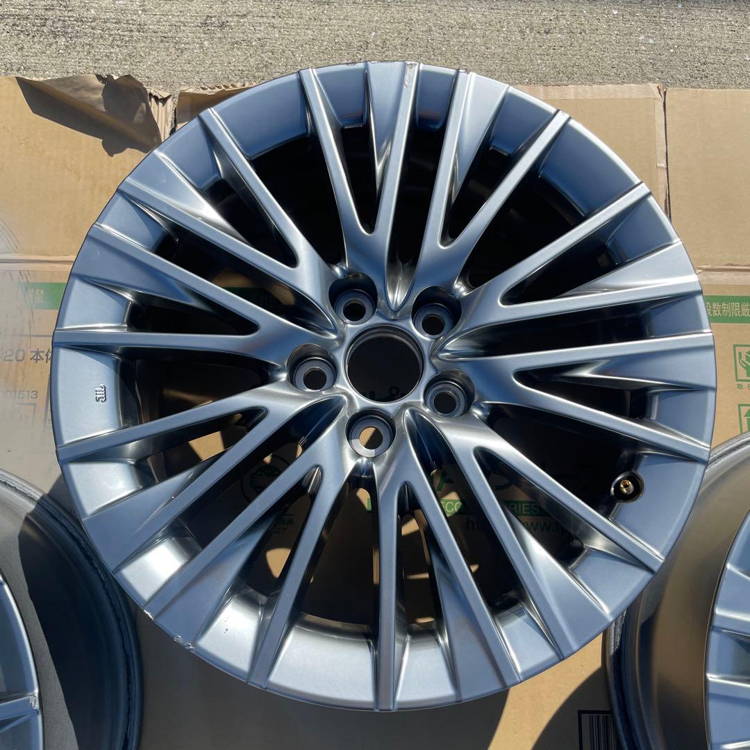 serenaAZSH20 クラウンハイブリッド　純正ホイール　4本セット