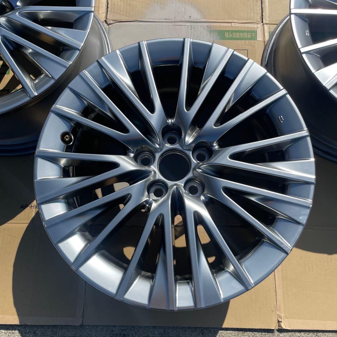 serenaAZSH20 クラウンハイブリッド　純正ホイール　4本セット