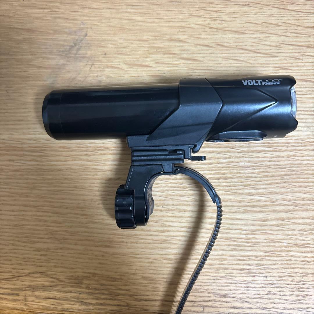 VOLT800 neo自転車用ライト ブラック