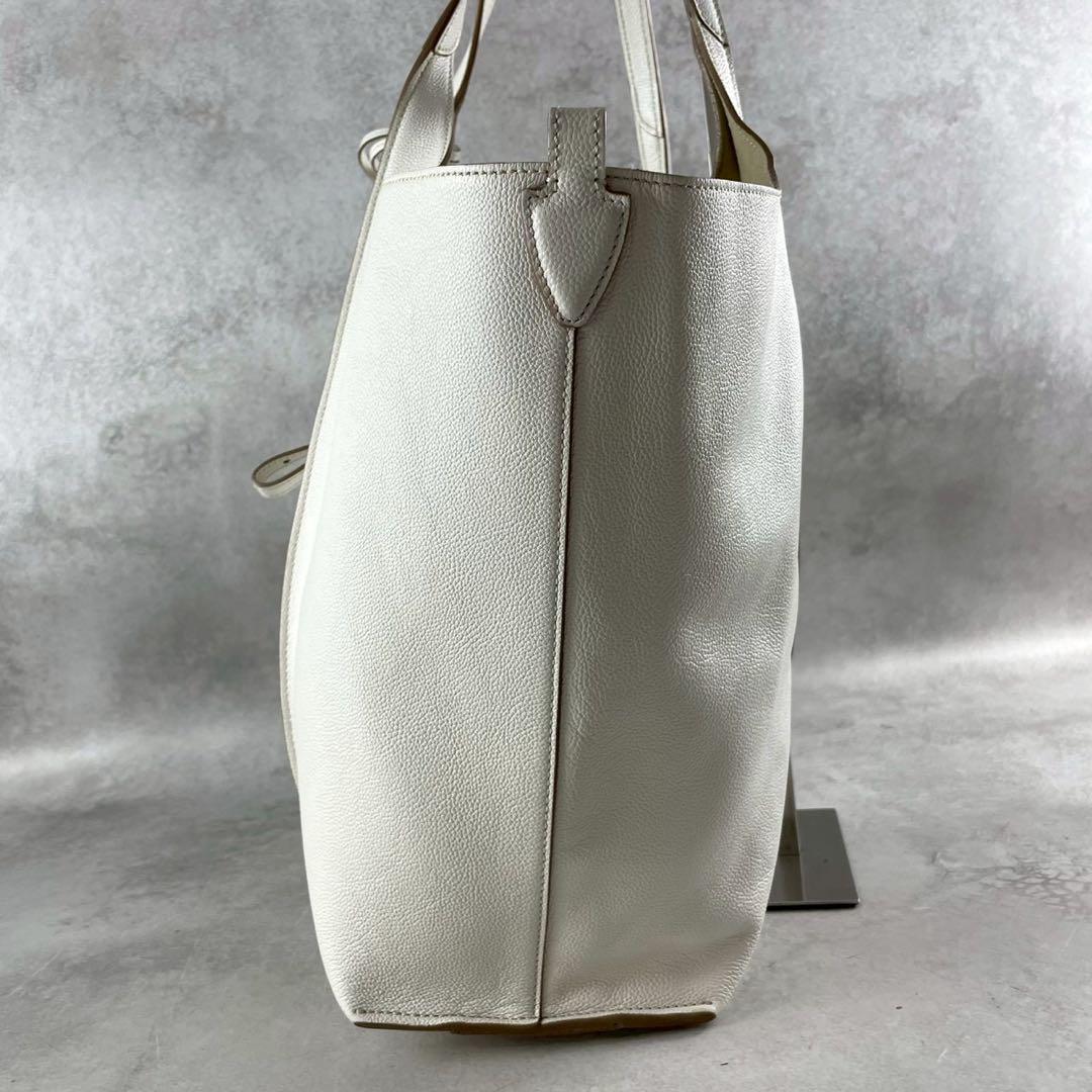 美品✨ TOD'S タイムレス トートバッグ ベージュ ポーチ付き　ホワイト