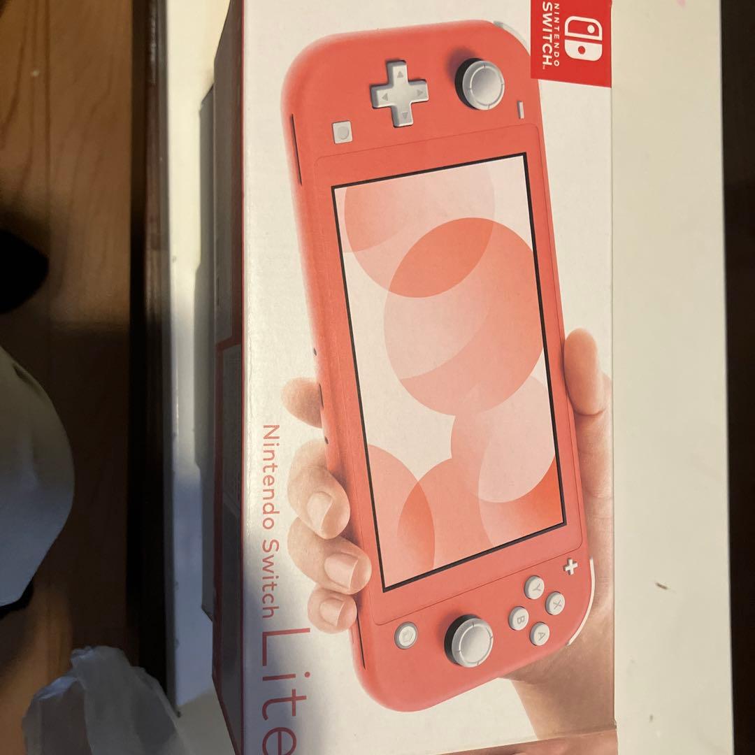 新品未使用　Nintendo Switch Lite コーラルピンク　本体