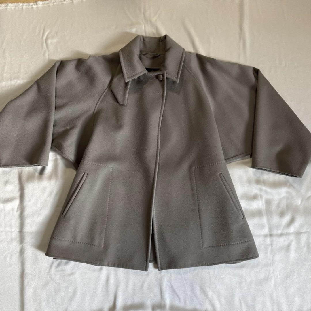 【極々美品】Max Maraマックスマーラ ポンチョ風コート グレージュ系　38