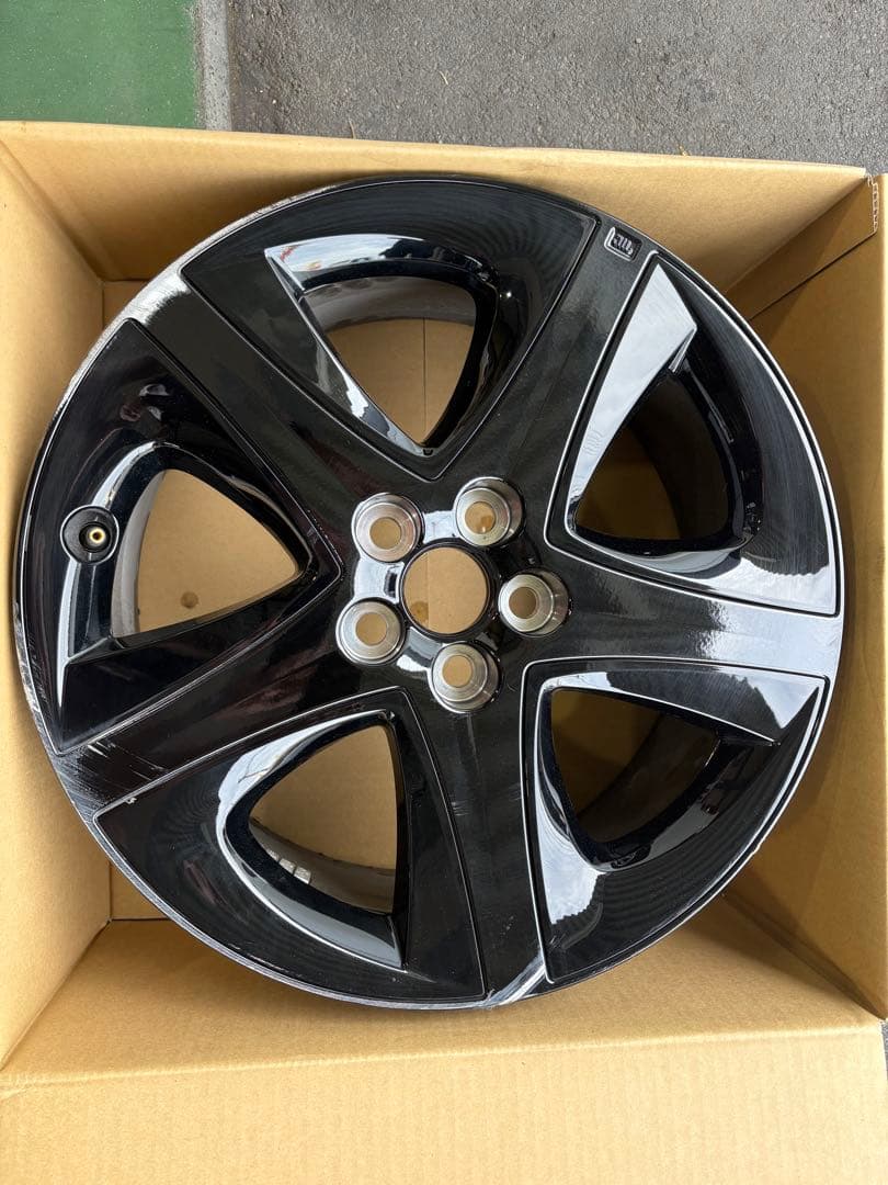 プリウス 50 51 ホイール　1本