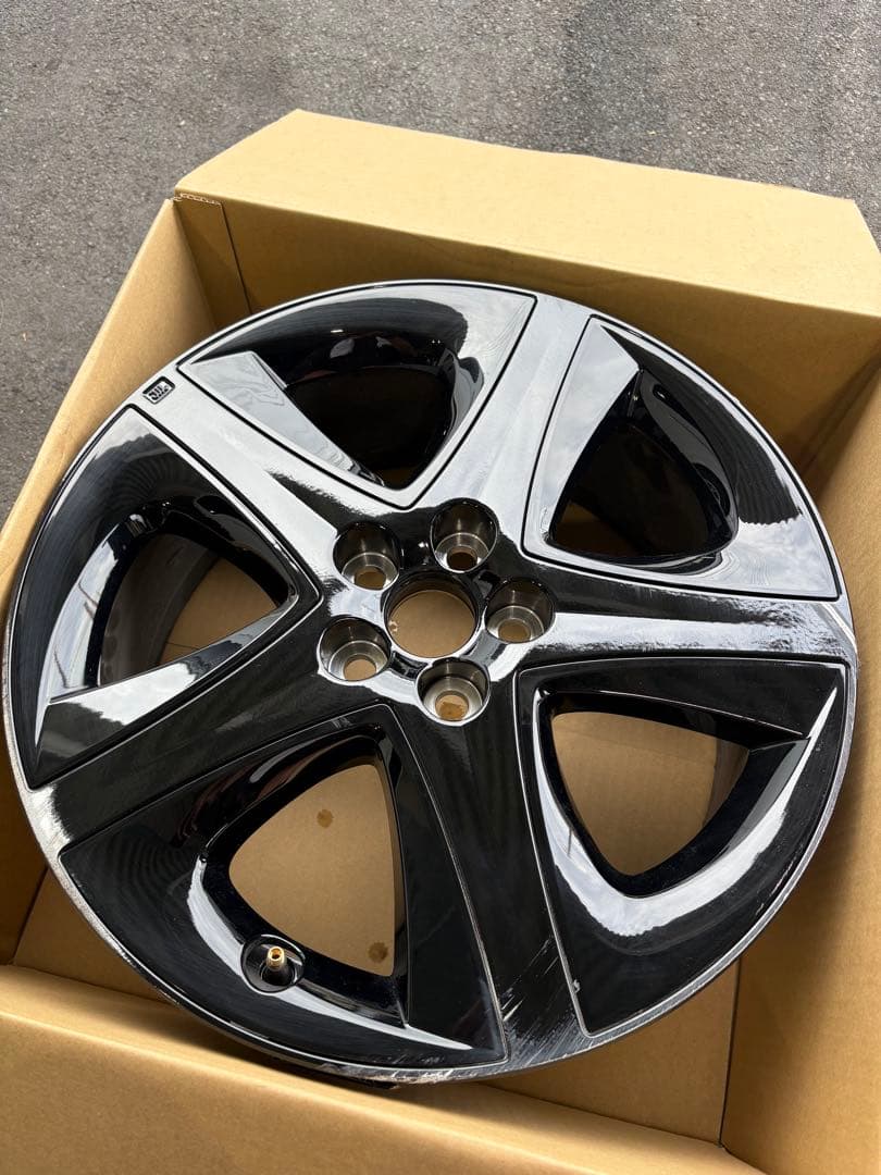 プリウス 50 51 ホイール　1本