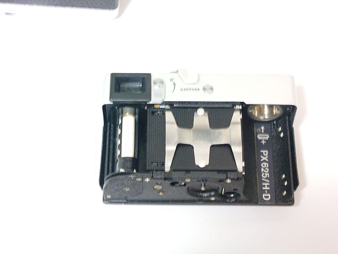 P*y様 Rollei 35T シンガポール製