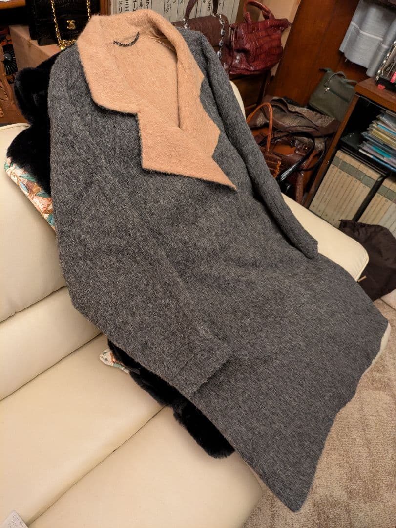 アンデスの至宝　極上アルパカ×キャメルダブルフェイスコート　グレー　百貨店購入