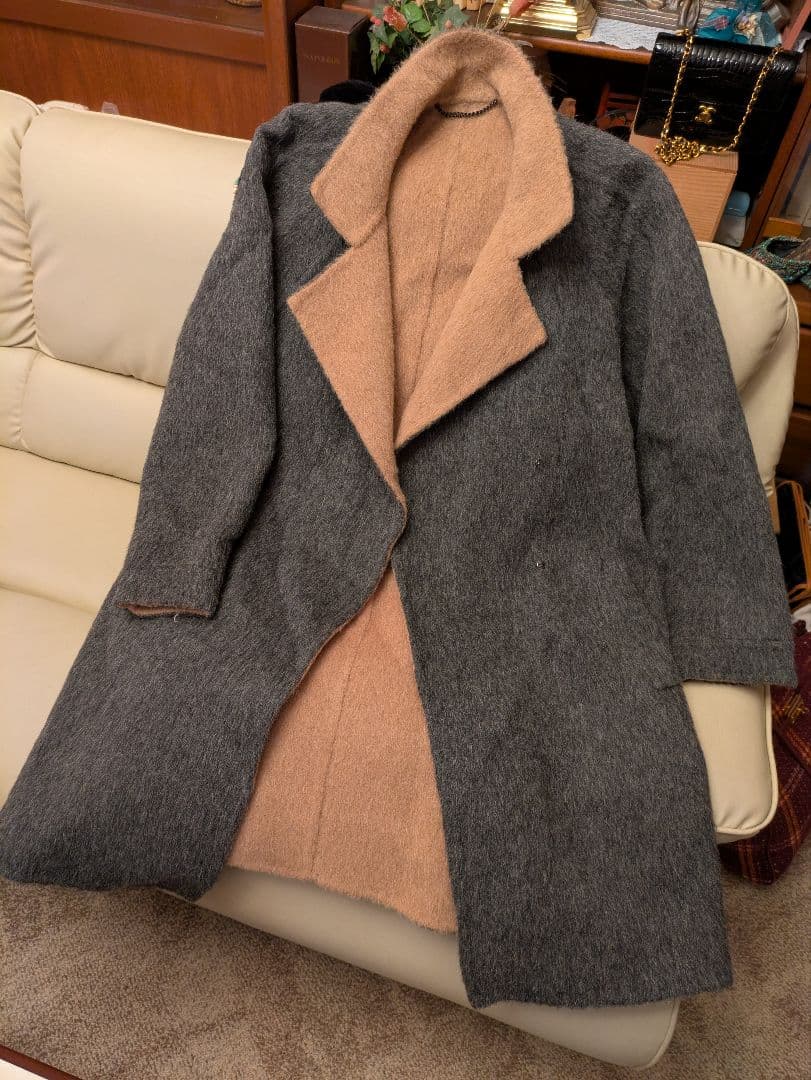 アンデスの至宝　極上アルパカ×キャメルダブルフェイスコート　グレー　百貨店購入