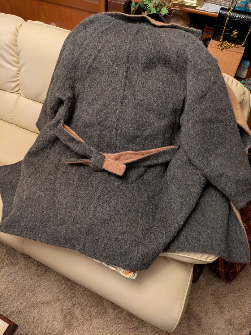 アンデスの至宝　極上アルパカ×キャメルダブルフェイスコート　グレー　百貨店購入