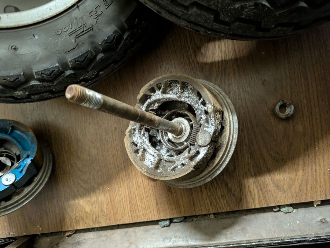 モンキー　ホイール　ハブつき　z50