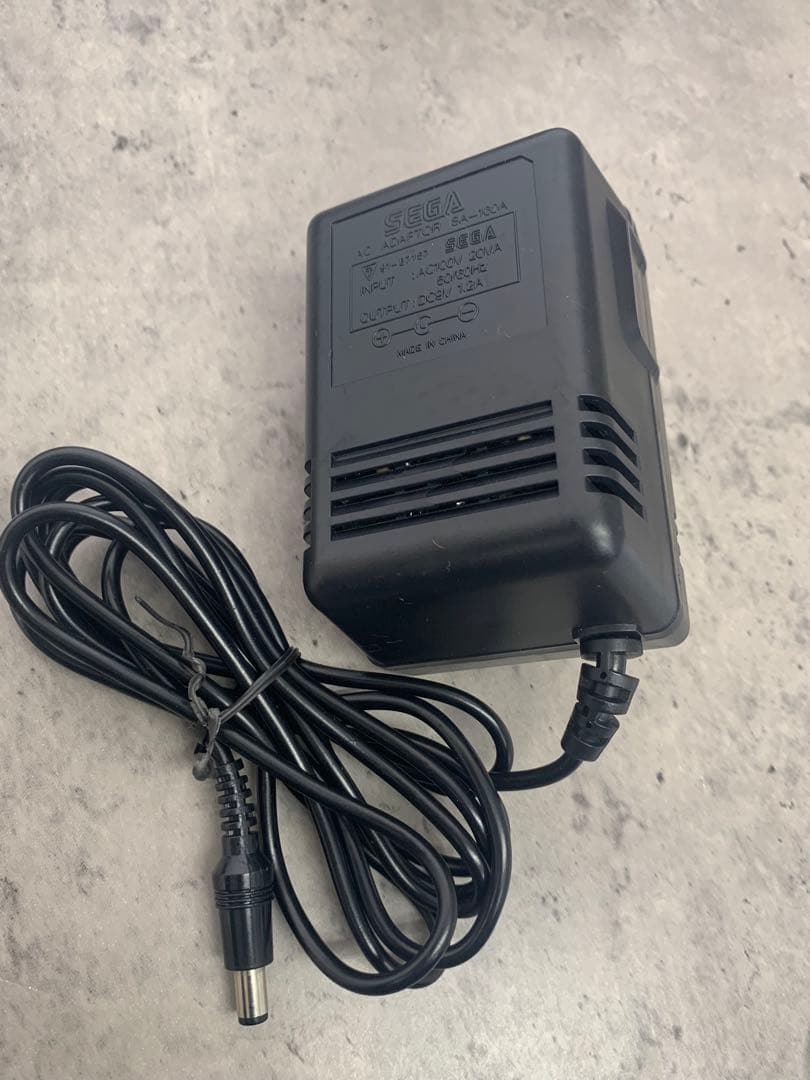 ＄ SEGA GAME GEAR ゲーム機 ゲームギア対応ACアダプター付き