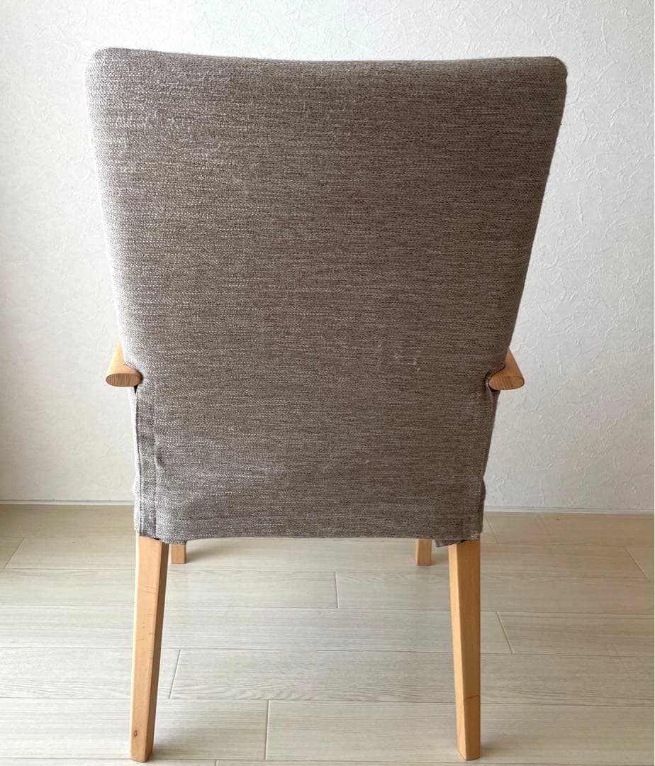 hoco●ニトリ●北欧レトロ　天然木製ダイニングチェア肘付き　1脚