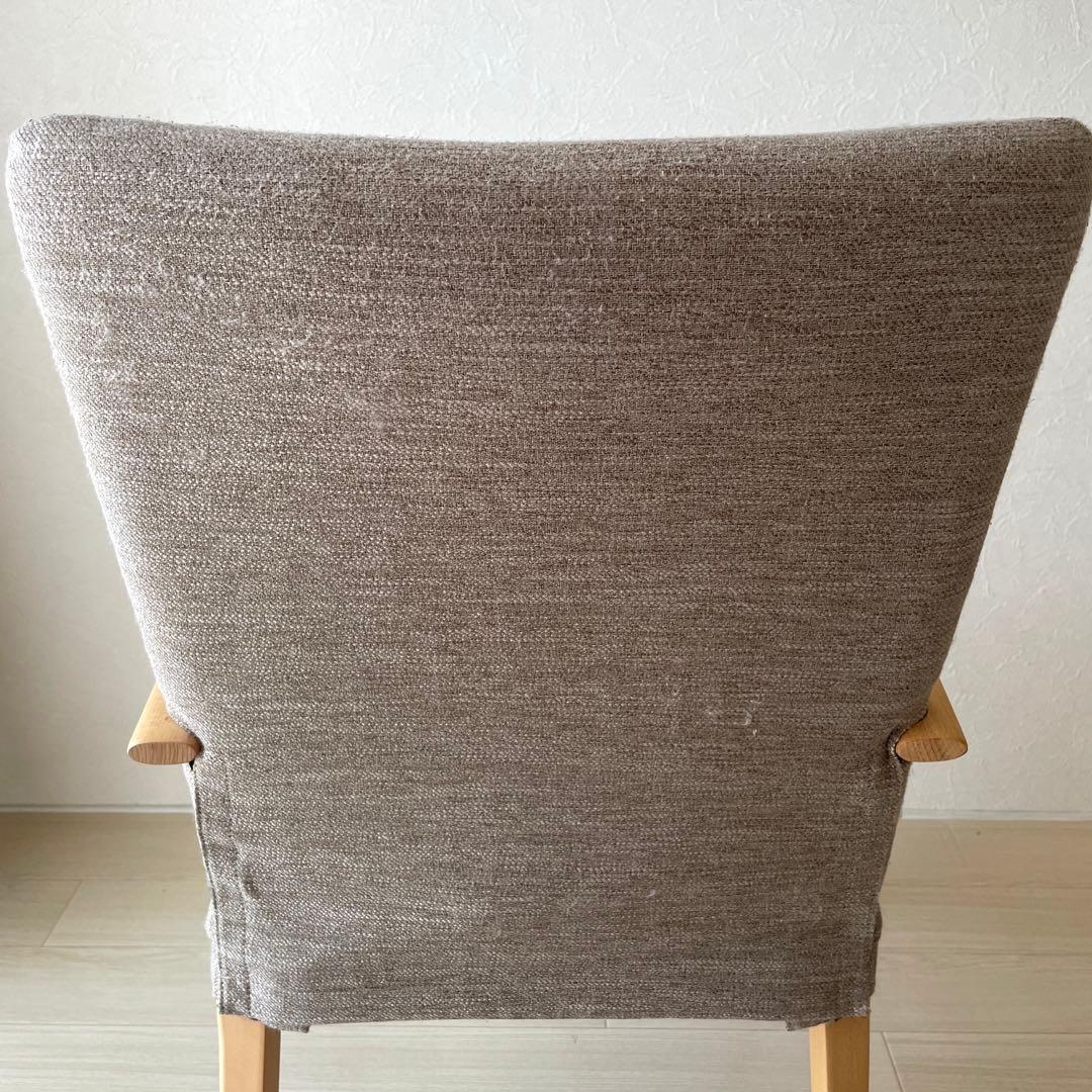 hoco●ニトリ●北欧レトロ　天然木製ダイニングチェア肘付き　1脚