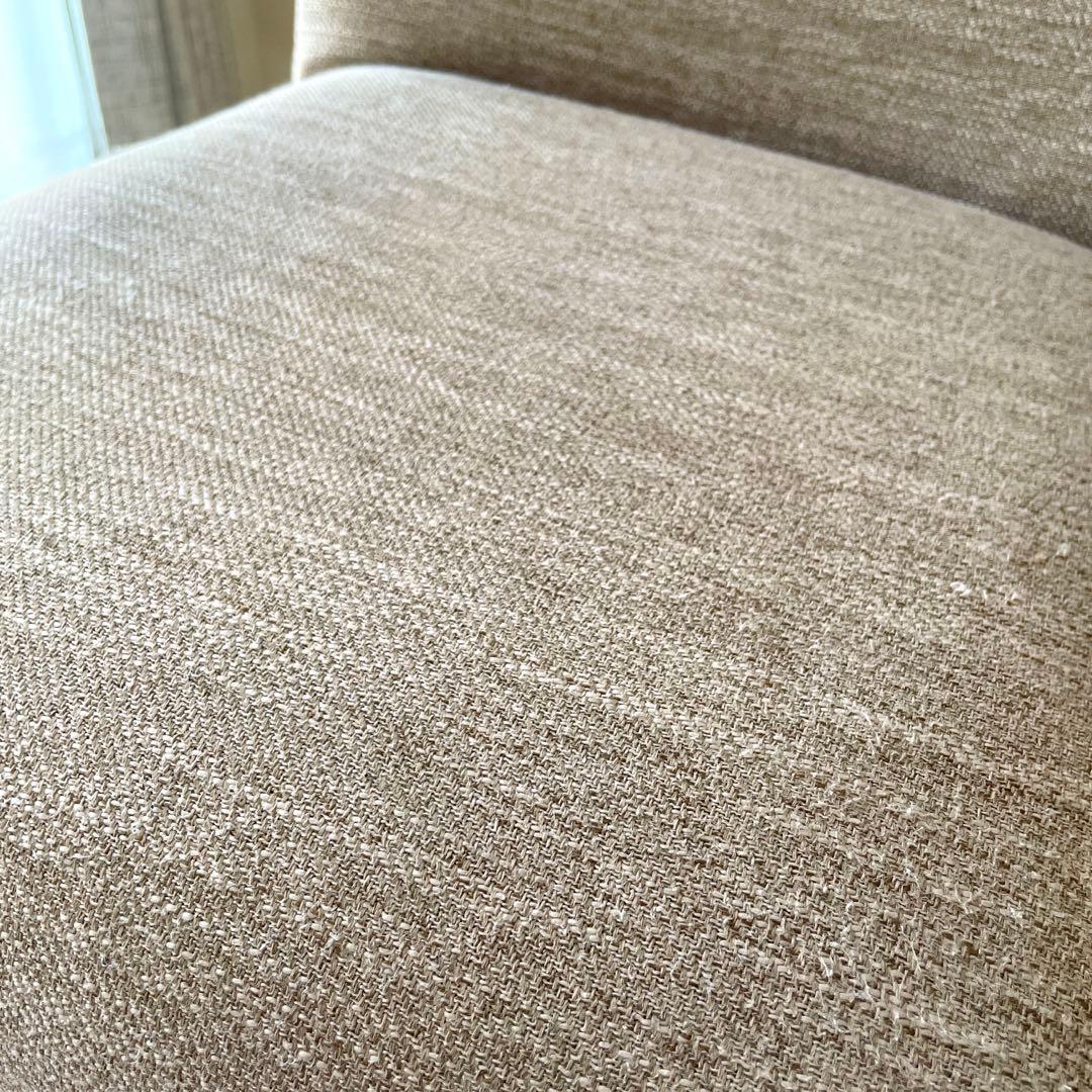 hoco●ニトリ●北欧レトロ　天然木製ダイニングチェア肘付き　1脚