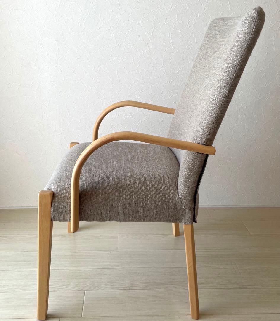 hoco●ニトリ●北欧レトロ　天然木製ダイニングチェア肘付き　1脚