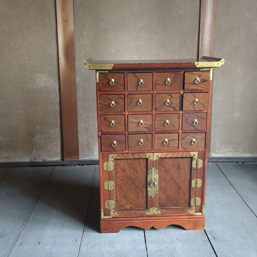 【値下げ】薬箪笥 ヤクジャン　李朝 引き出し16杯