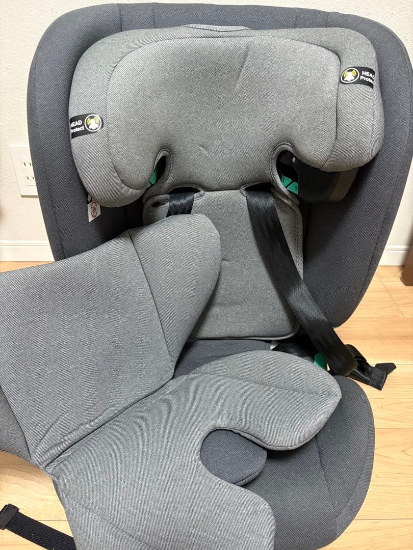 ジュニアシート　チャイルドシート　ISOFIX ５点式安全ベルト　傾斜機能