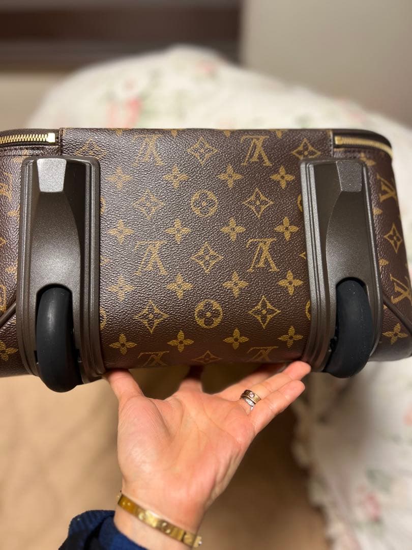 ルイヴィトン LV ヴィトン キャリーケース　モノグラム