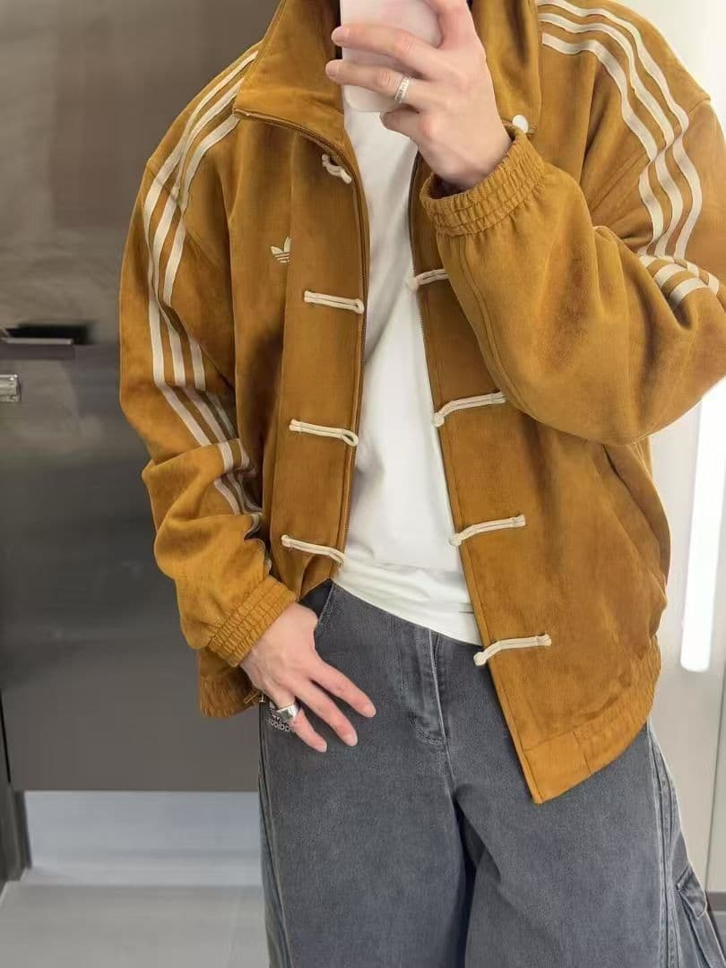 adidas 中国限定 ストライプジャケット イエロー