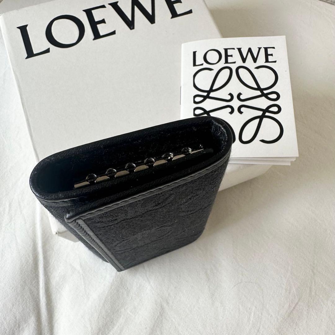 【新品美品】LOEWE ブラック レザー アナグラムキーケース