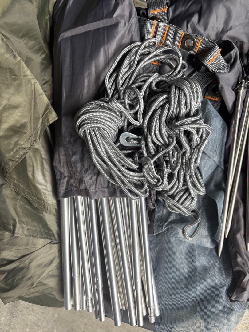 オ*ー様 BUNDOK SOLO DOME 1 チタンペグに変更済み