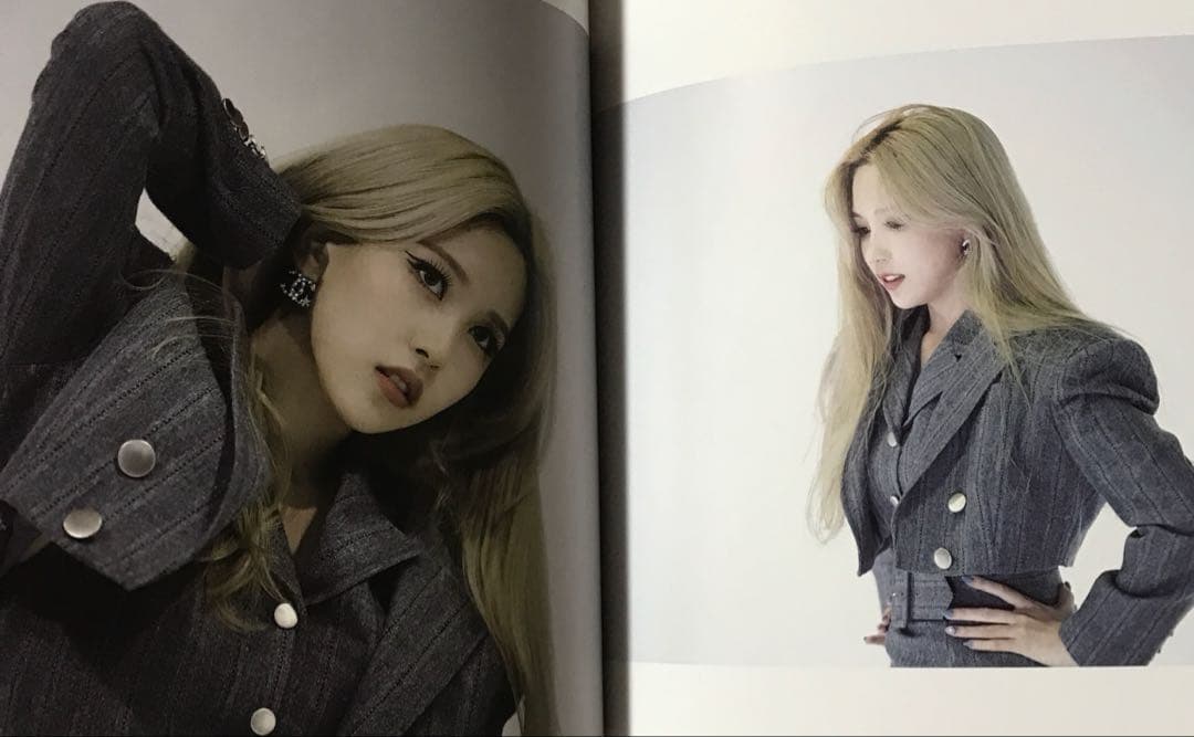 TWICE モノグラフ Eyes wide open 未開封　monograph