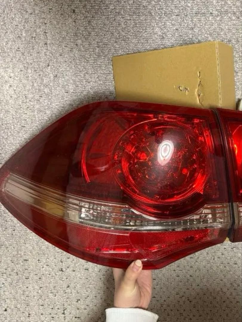 200系クラウン 前期 アスリートテールランプ 左テール