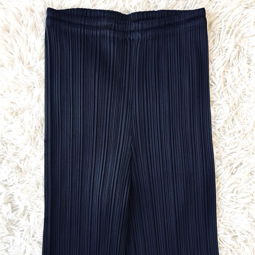 プリーツプリーズ PLEATS PLEASE イッセイミヤケ パンツ ネイビー