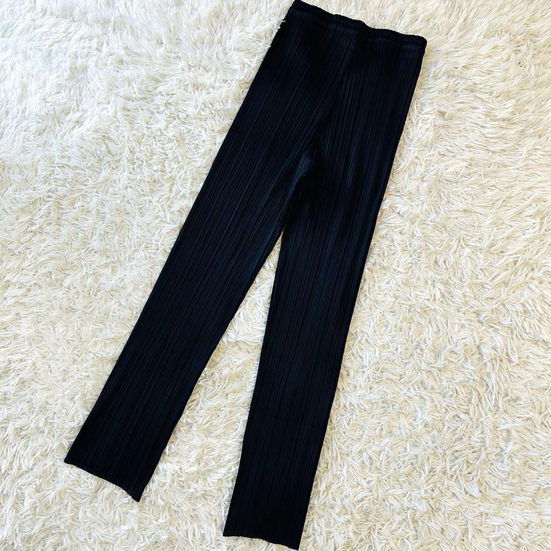 プリーツプリーズ PLEATS PLEASE イッセイミヤケ パンツ ネイビー