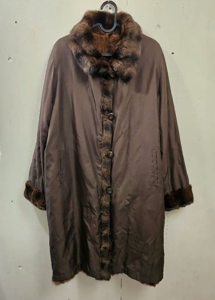 ロシアリス リバーシブル ファーコート ボタン付き 毛皮 ロングコート