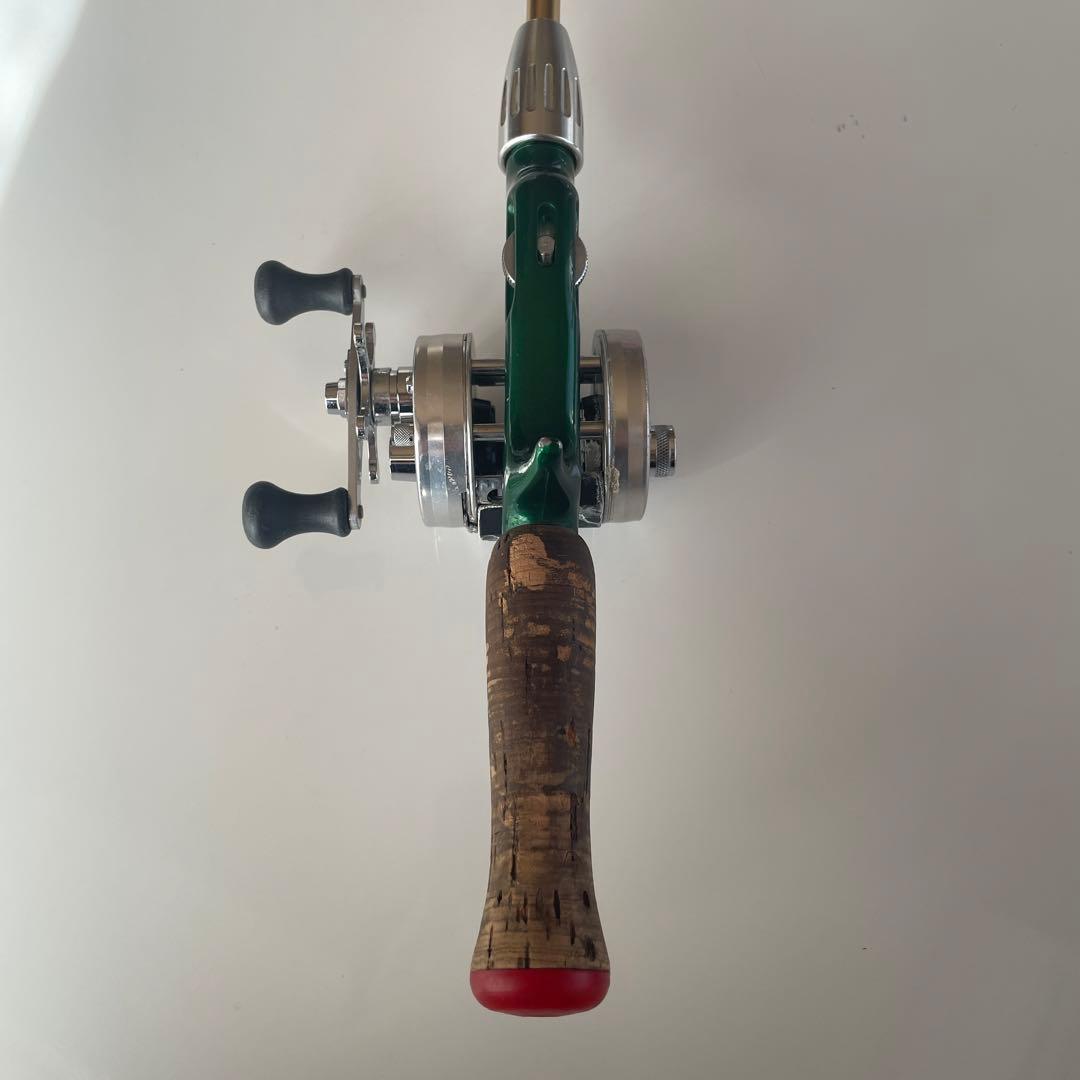 Abu Ambassadeur 2600C IAR右巻き&グラスロッド