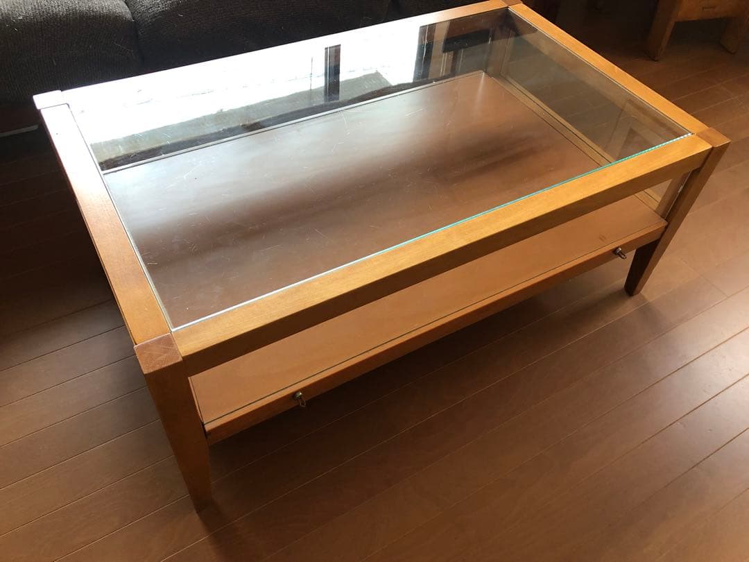 引取り限定!ガラスと木のリビングテーブル