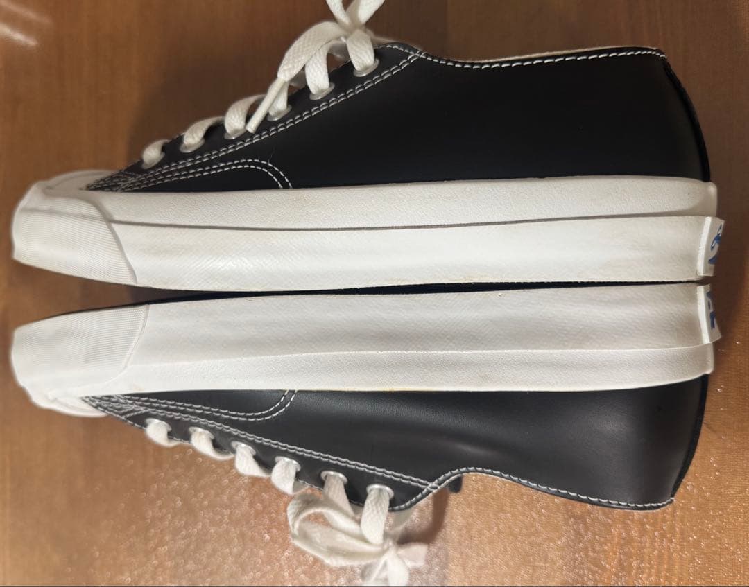 ソルティガ出品　ブラックスニーカー コンバース 廃盤