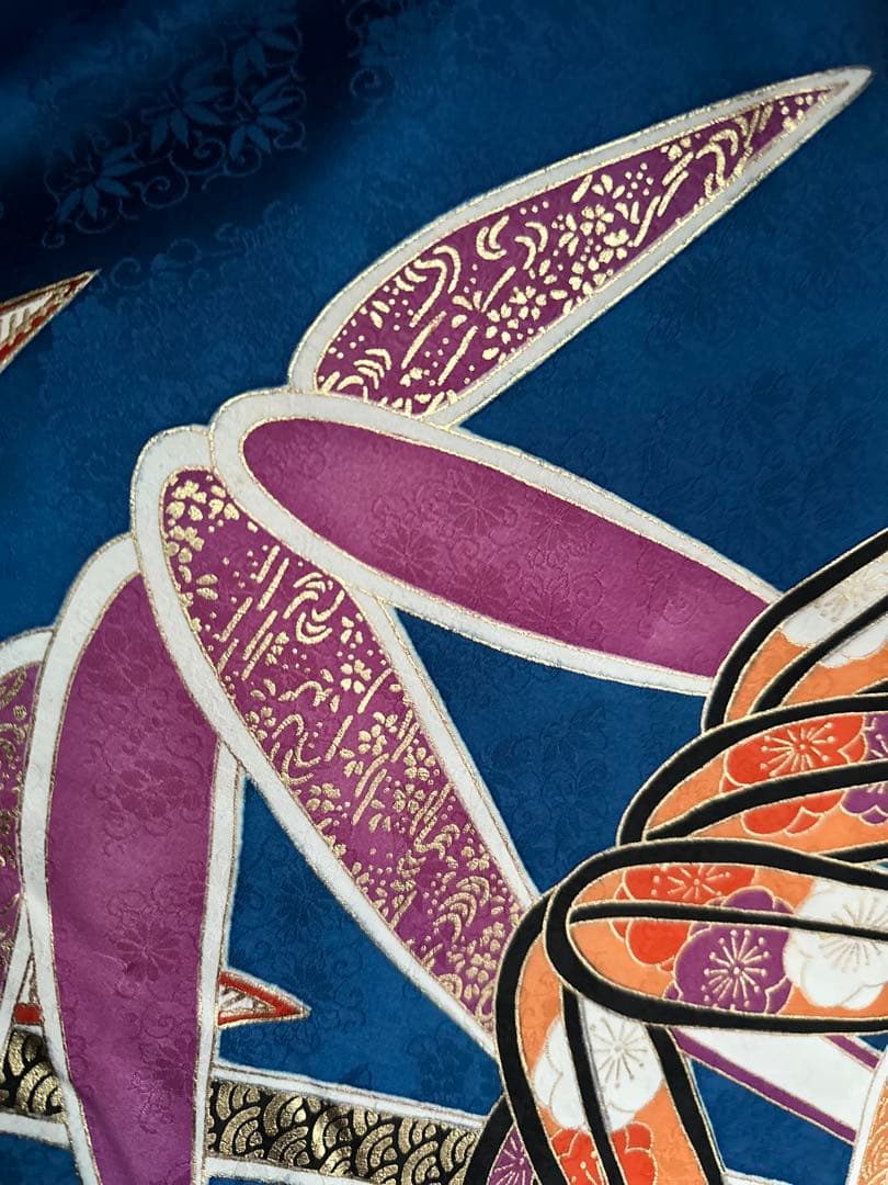 るう様専振袖フルセット ロイヤルブルー 竹笹模様 金駒刺繍