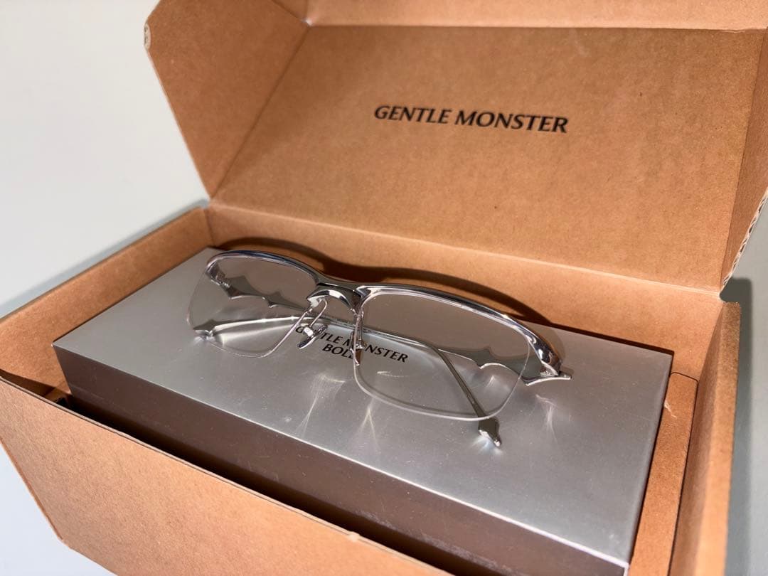 GENTLE MONSTER BOLD kro02クリアサングラス