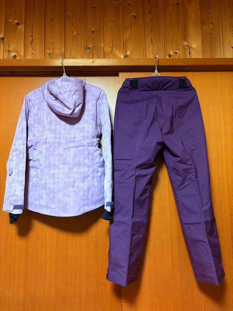 GOLDWIN レディーススキーウェア 上下セット 薄紫