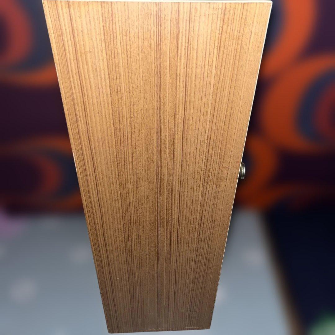 昭和レトロ 収納棚 食器棚 飾り棚 キャビネット ガラス戸 レトロポップ 当時物