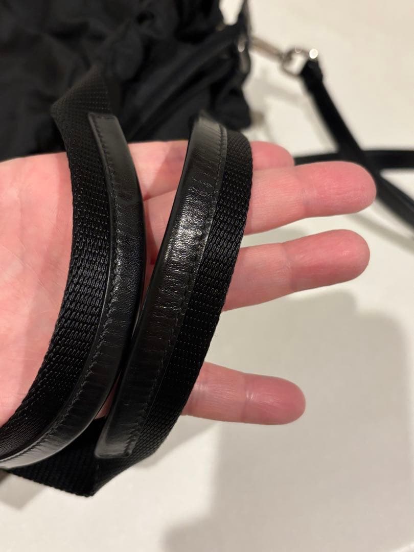 PRADA 黒 ナイロン ギャザートートバッグ