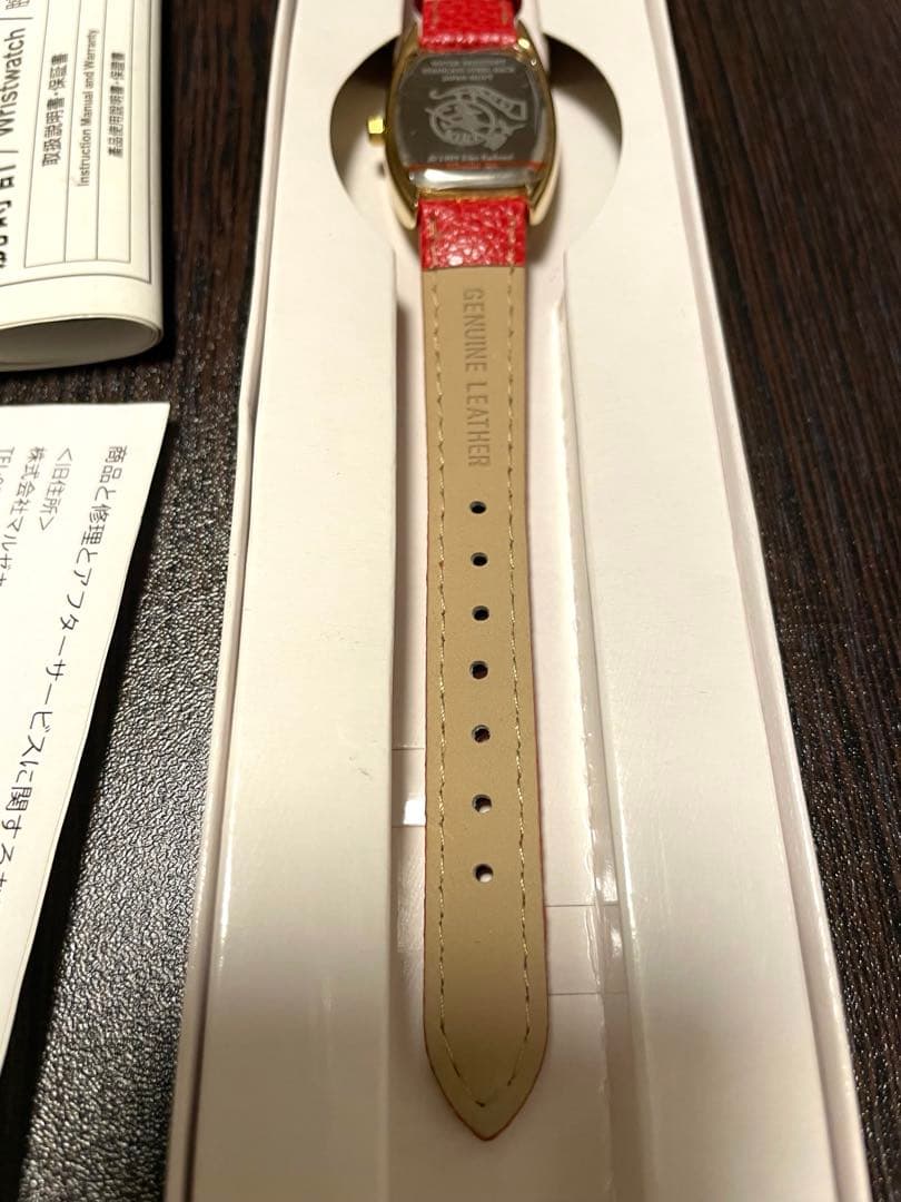 ジブリ 魔女の宅急便 トノー型腕時計 廃盤品