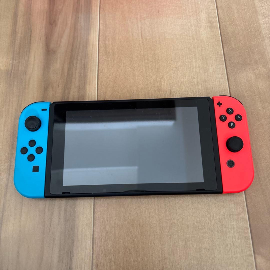 Nintendo Switch 本体 購入一年未満　全付属付