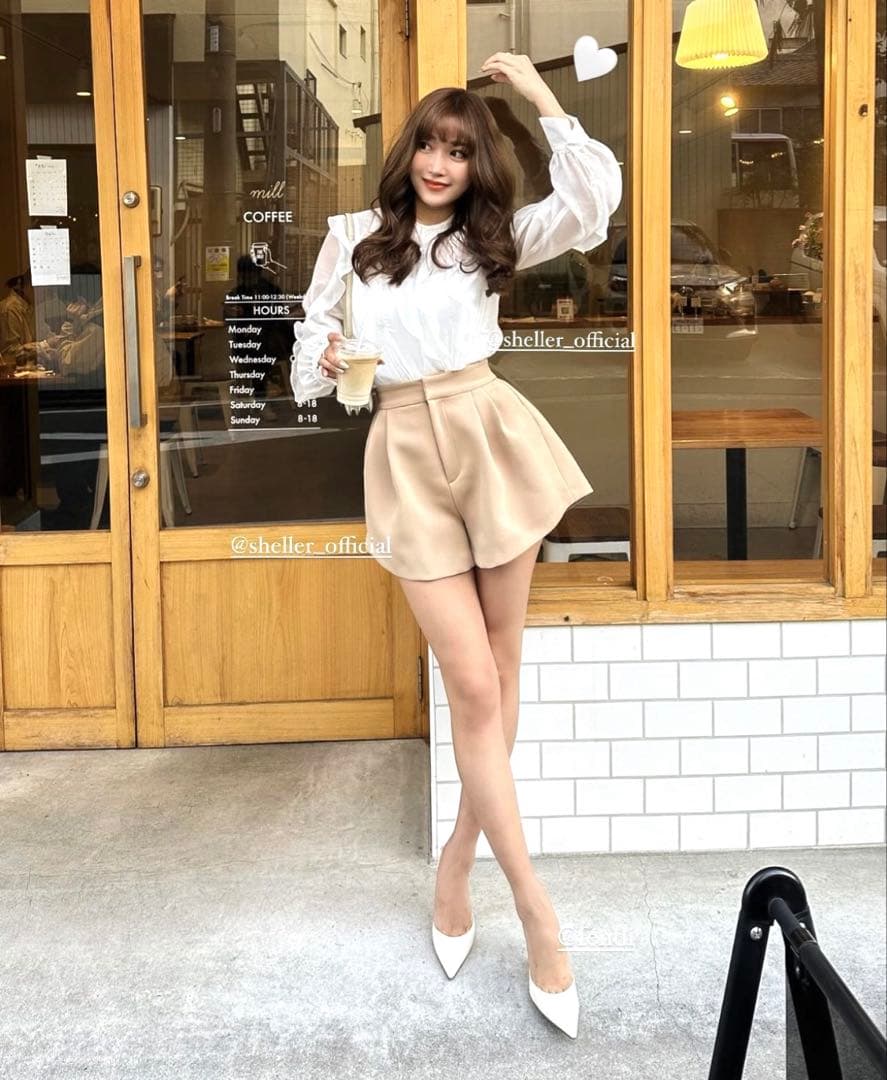 売り尽くし！sheller シェリエ サイドヘムショートパンツ Sサイズ