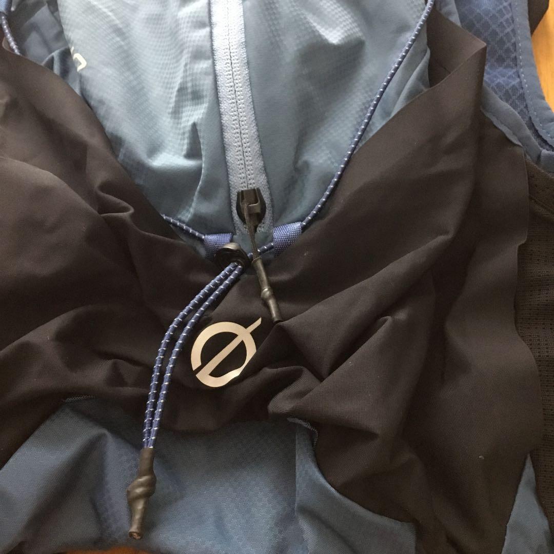 試着のみ　THE NORTH FACE TR10 ベスト