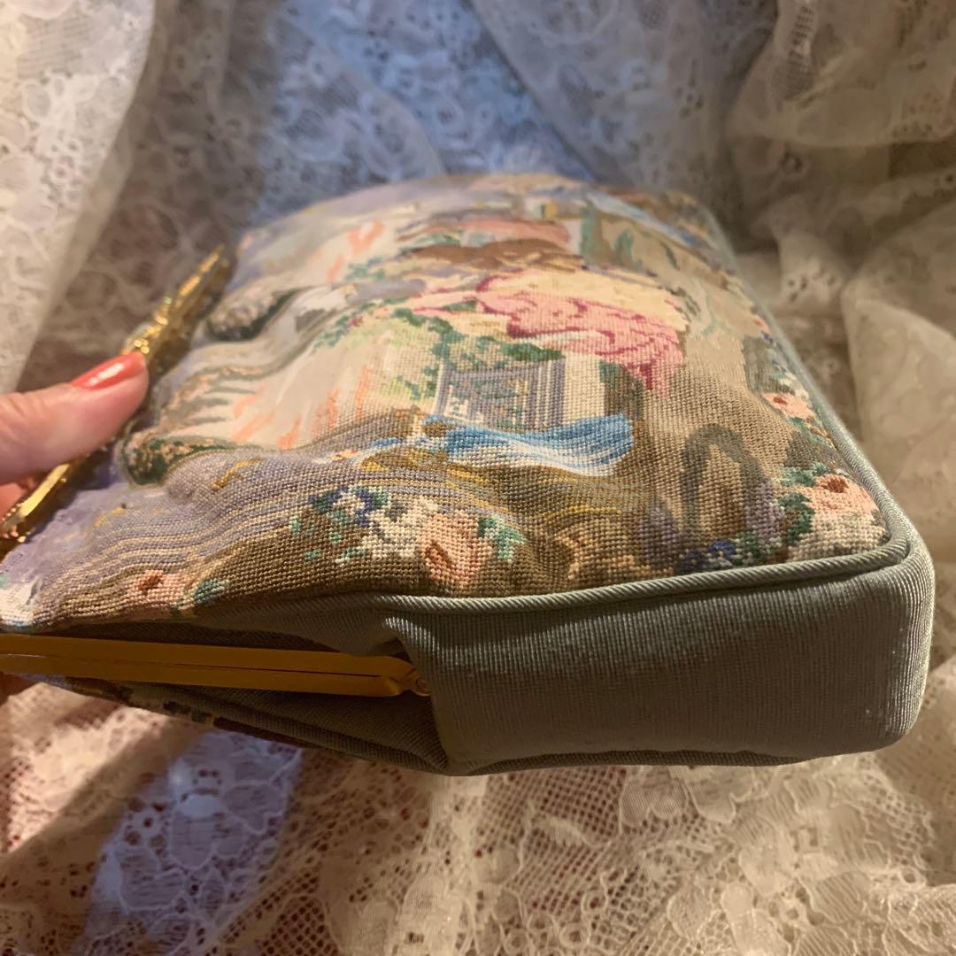 久家道子　プチポワン刺繍　おしゃれ　気品あるパーティーバッグ　新品