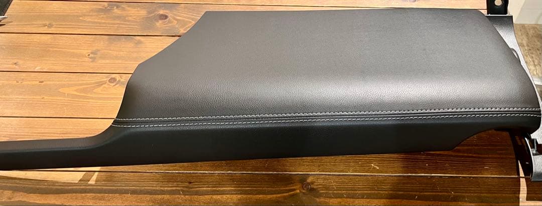 【美品】 MAZDA ロードスター(ND) 革調デコレーションパネル