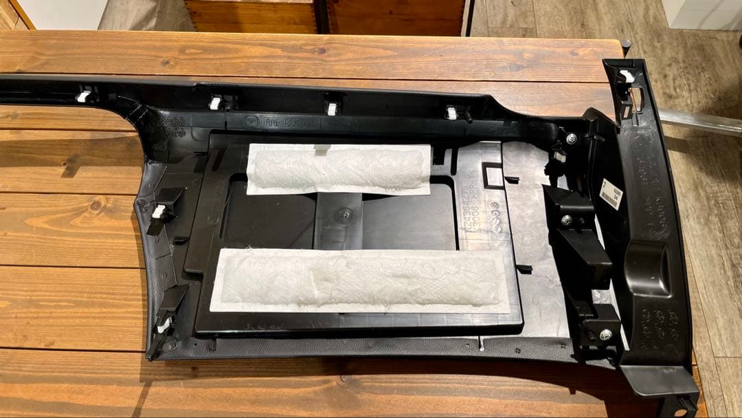 【美品】 MAZDA ロードスター(ND) 革調デコレーションパネル