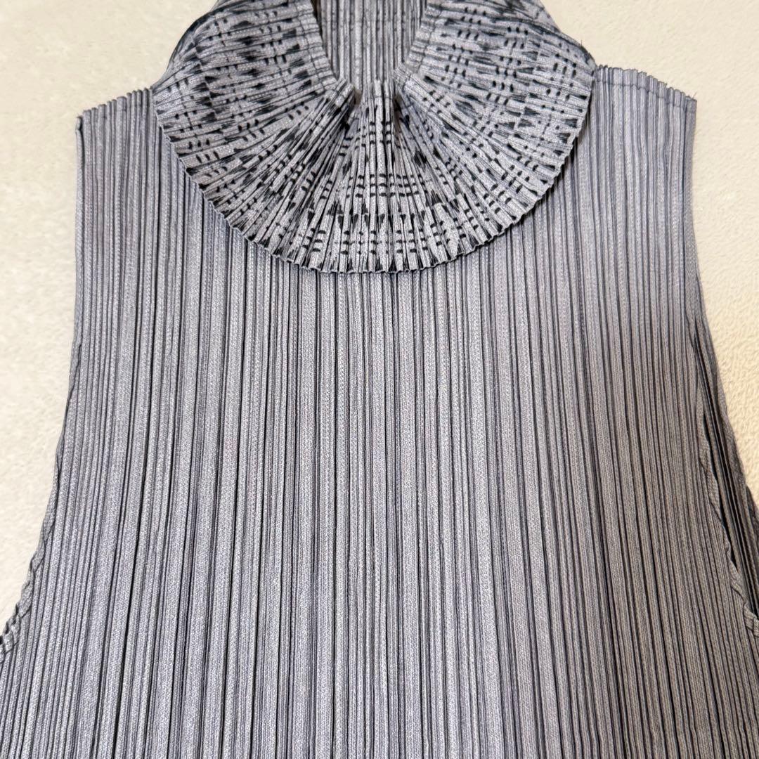 極美品✨PLEATS PLEASE 変形　カットワーク　グレー　チュニック