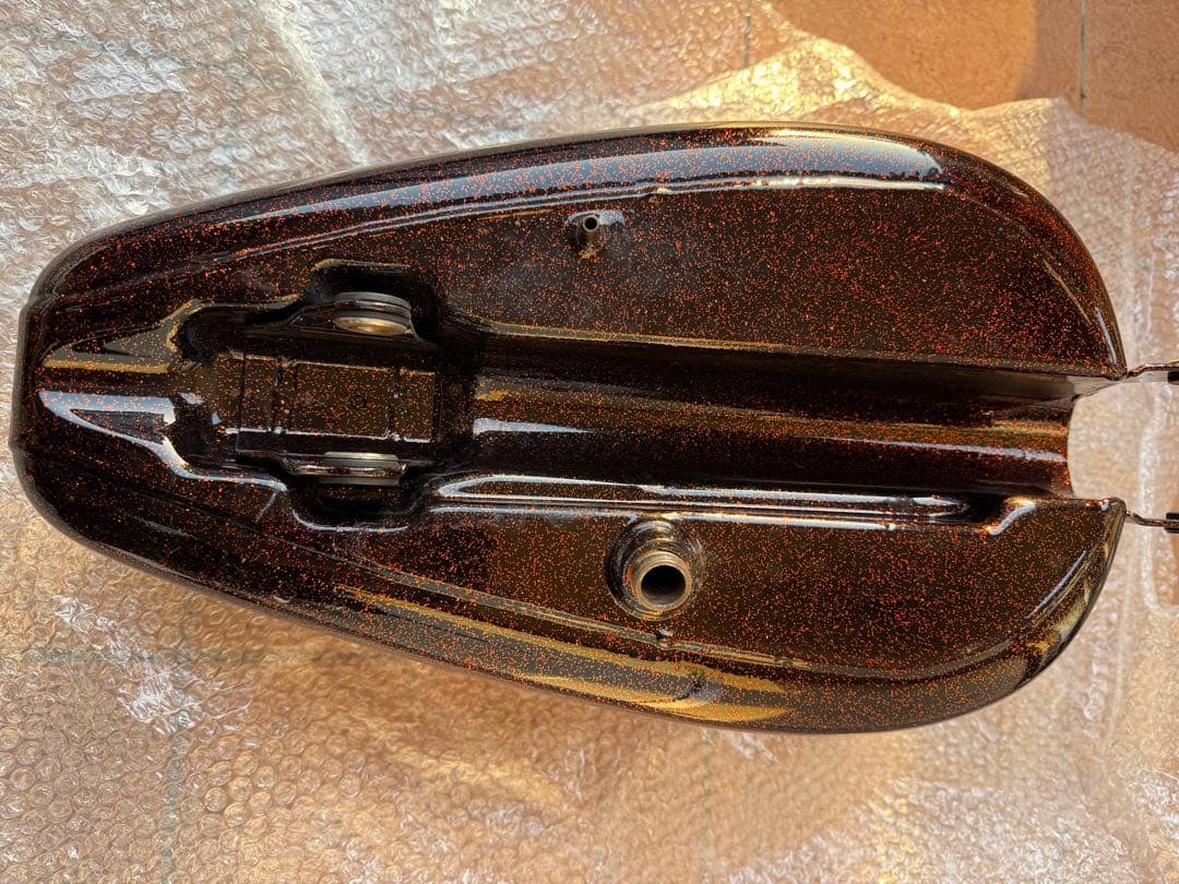 ハーレー スポーツスタータンク XL1200C 03から取り外し キャブ用